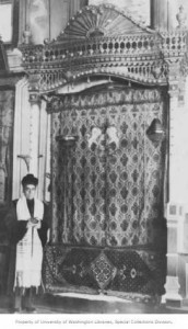  Tekirdag synagogue leader Chacham Sidi, Tekirdag, Turkey, ca. 1925-1930 Courtesy University of Washington Libraries Special Collections