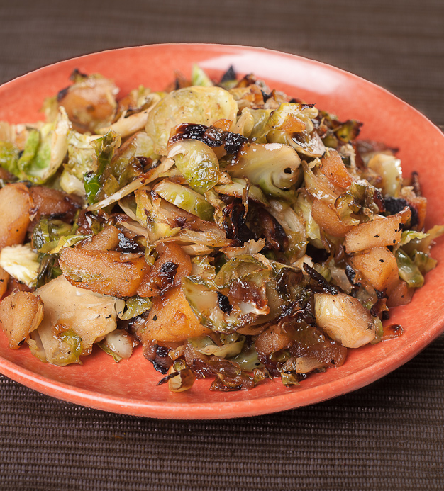 Brussels sprouts and apple hash